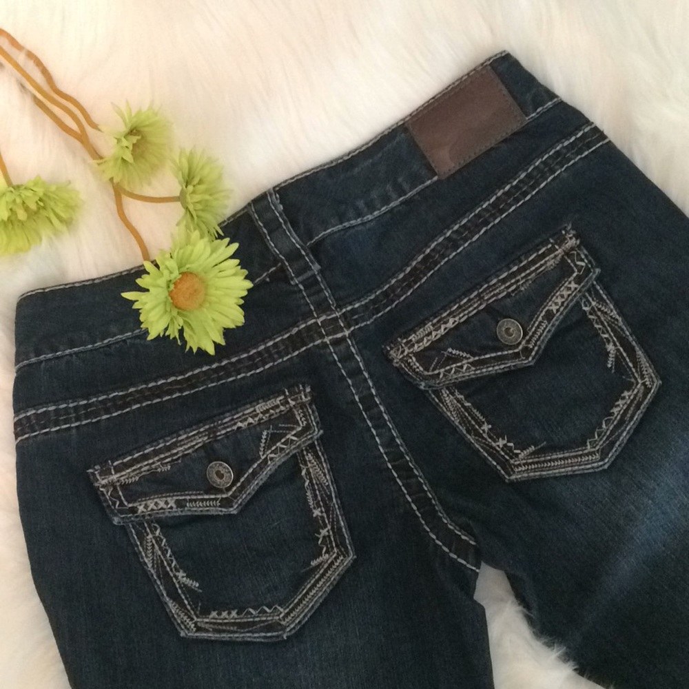 Size 1/2 Short Maurice’s Jeans Like New Condition